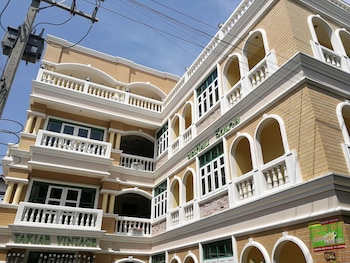Takiab Vintage,Prachuap Khiri Khan Province>>Hua Hin,2.5 star
