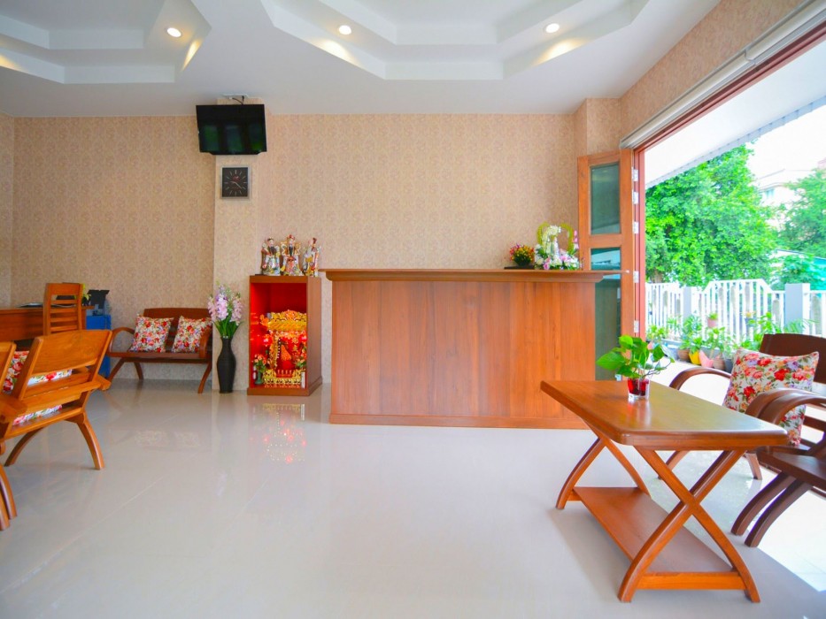 Baan Yokmhanee,250/199 Petchkasen Rd., Soi Huahin 90,2 star