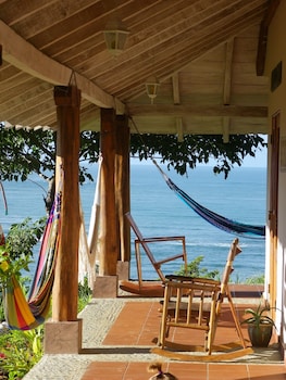 Hotel Kambutaleko,Isla Canas>>Cambutal,1 star