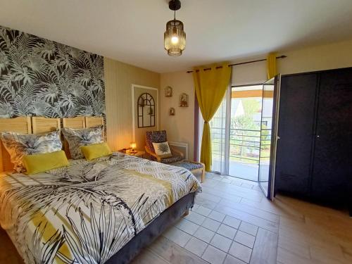 Le Balcon Des Cimes,In The Mountains,0 star
