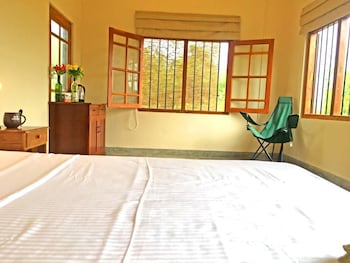Captains Bird Safari Lodge,In Puttalam,2 star