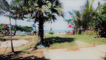 D&J Stamford Hotel - Hostel,Eravur Town>>Batticaloa,1 star