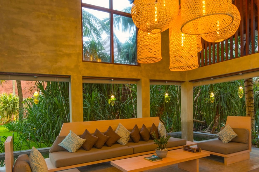 Ayana Sea,Kalutara>>Colombo,4 star