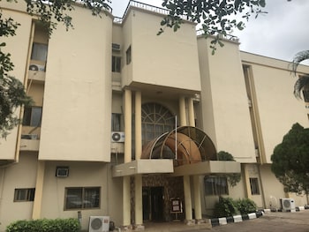 gold value hotels