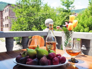 Kirch Hotel & Restaurant