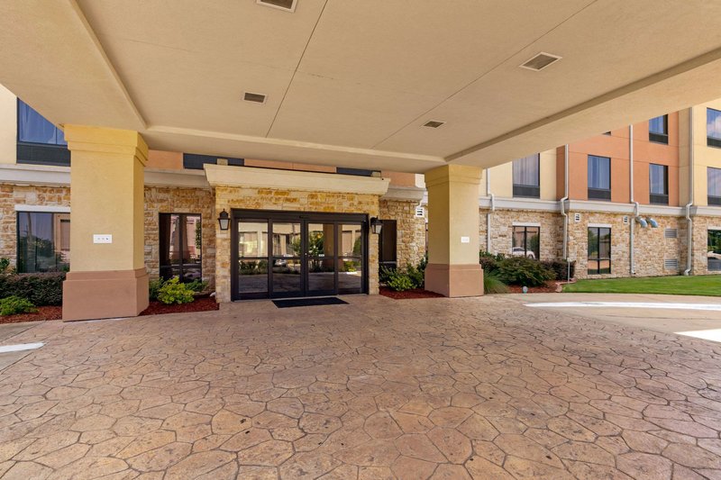 comfort suites forrest city