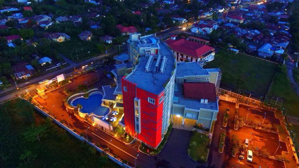 sutanraja amurang hotel