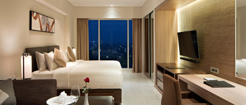oakwood hotel and residence surabaya