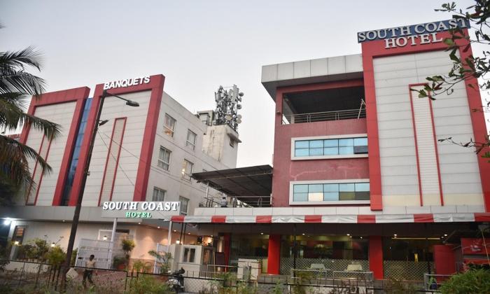 Hotel South Coast,Mumbai>>Ghansoli,3.5 star
