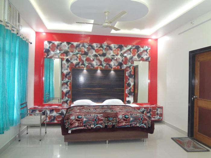 Hotel Royal Country Club,Uttar Pradesh>>Sarnath,3 star