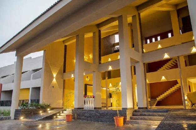 Ripples Resort,Pune Solapur Highway,3 star