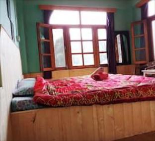 Apple Field House,Kullu>>Himachal Pradesh,3 star