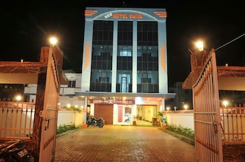 New Hotel Shiva,Bodhgaya>>Bodh Gaya,3 star