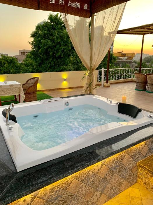 The Gulmohar Mansion - Boutique Stay In Jaipur,Lalkothi>>Jaipur,3 star