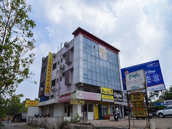 Super Hotel O Nashik Near Vijay Mamta Theatre Formerly Sahara Inn,Nashik - Pune Road,3 star