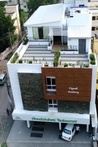 Vignesh Residency,Kambarasampettai>>Golden Rock,3 star
