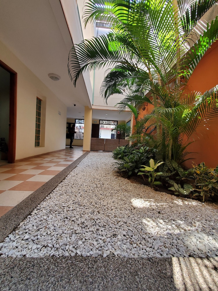 Hostal Solymar,Santa Marta>>Gaira,2.5 star