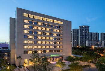 Holiday Inn Express Wuxi Taihu New City, An Ihg Hotel,In Wuxi (Bin Hu District),3 star