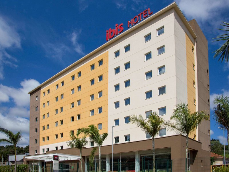 Ibis Itatiba,Vinhedo>>Itatiba,3 star