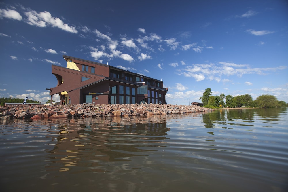 Blue Wave Inn,Ashland County>>Ashland,3 star