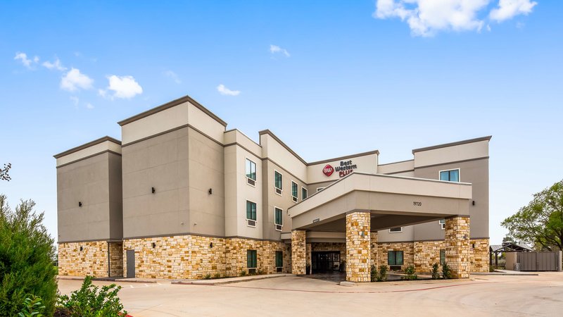 Best Western Plus Waller Hotel,Houston>>Harris County,2.5 star