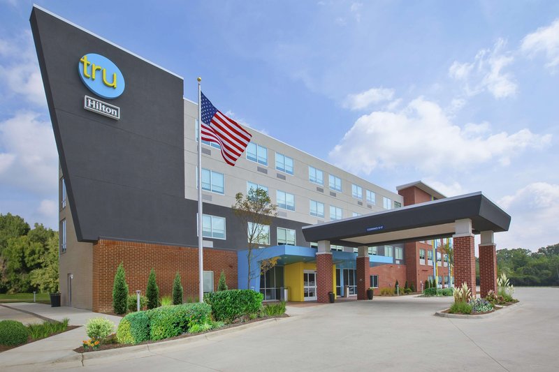 tru by hilton jackson mi