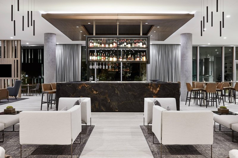 Ac Hotel By Marriott Phoenix Biltmore,Maricopa County>>Camelback East,3.5 star