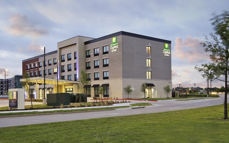 holiday inn exp and sts dallas frisco nw toyota stdm