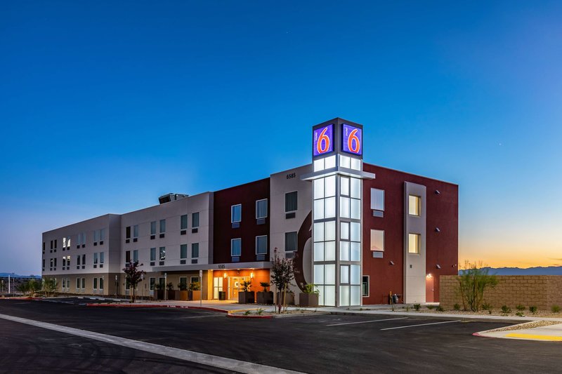 Motel 6 Las Vegas, Nv - Motor Speedway,Nellis Air Force Base>>Downtown Las Vegas,2 star