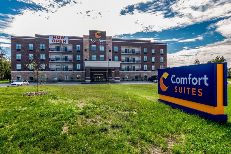 Comfort Suites