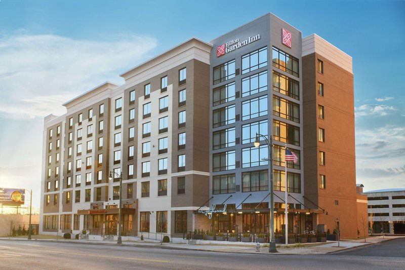hilton garden inn memphis downtown beale street