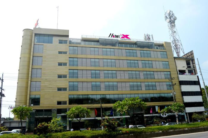 Hotel X,Gazipur>>Dhaka,3.5 star