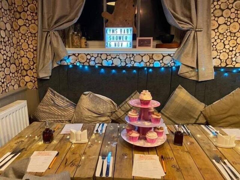 The Crown Inn,Bath>>Badminton,3 star