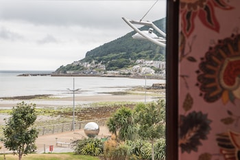 The Avoca Hotel,Castlewellan>>Belfast,1 star