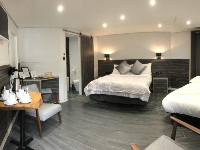 Canal Cottages,Cowley>>Buckinghamshire,3.5 star