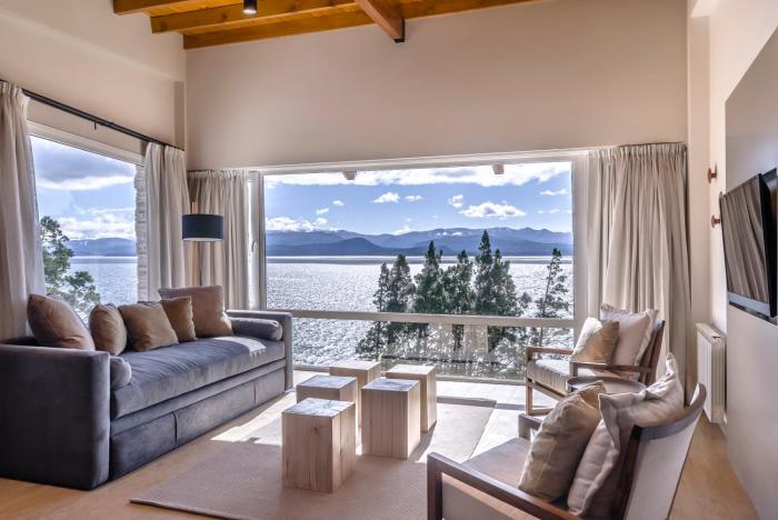 aguila mora suites and spa