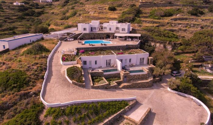 Pino Di Loto Boutique Bed & Breakfast,Galissas>>Ano Siros,4 star