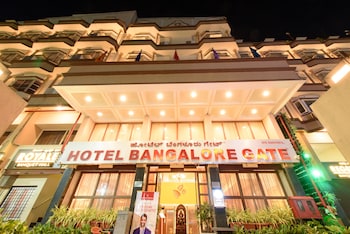 Bangalore Gate Hotel & Conferences,Gandhi Nagar,3 star