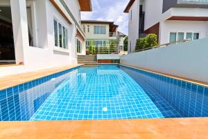 Surisa Seaview Pool Villas,Near Chaweng Noi Beach,3 star