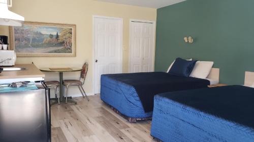 Oakwood Motel,Gravenhurst>>Bracebridge,2 star