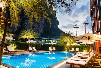 frank ao nang krabi resort
