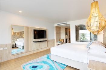 Liv Hotel Phuket Patong Beachfront,Kathu>>Karon Beach,3.5 star