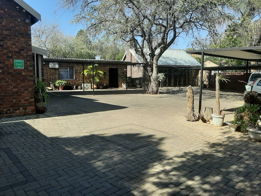 Zebra Guest House,Limpopo>>Lephalale,3 star