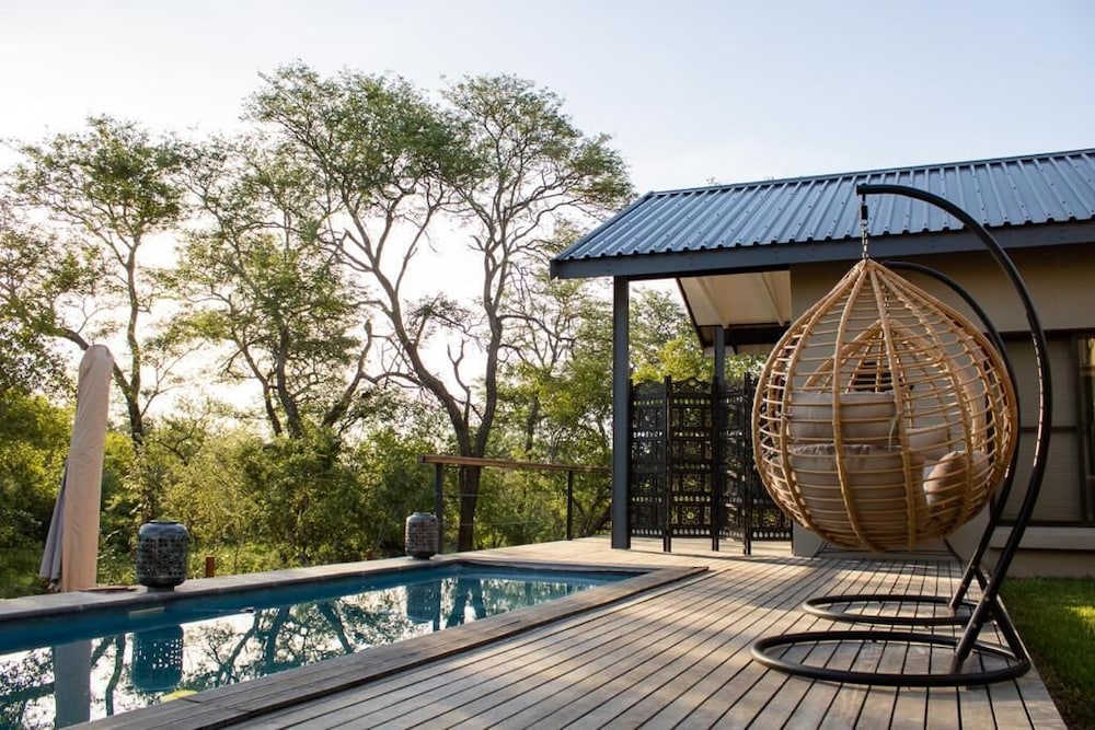 rafiki bush lodge