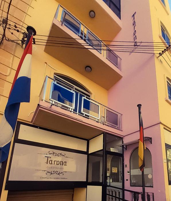 tarona guesthouse
