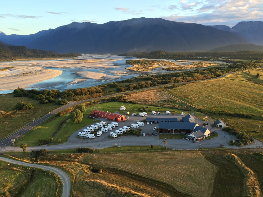 Haast River Motels & Holiday Park