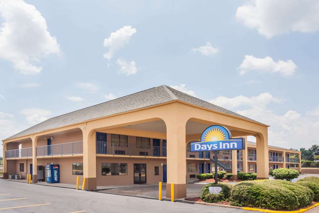 days inn by wyndham clinton