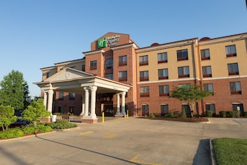 holiday inn express clinton by ihg