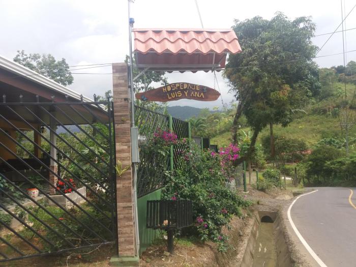 Hospedaje Luis & Ana,Orosi>>Cartago Province,2.5 star