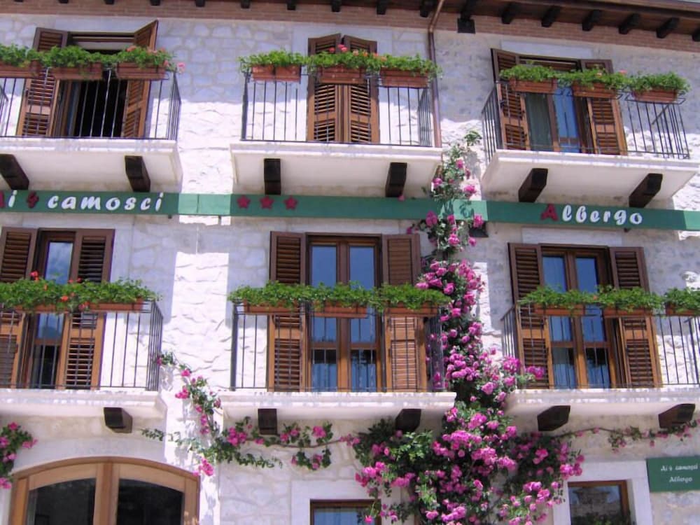Hotel Ai 4 Camosci,Civitella Alfedena>>Abruzzo,3 star